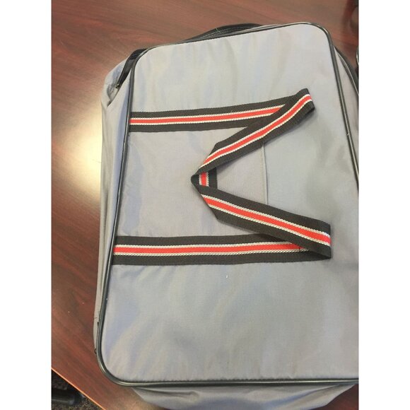 Vtg 5 Piece Nylon Luggage Set 5 Different Sizes All Lay Flat 1 Hanging Clothing - Picture 2 of 10